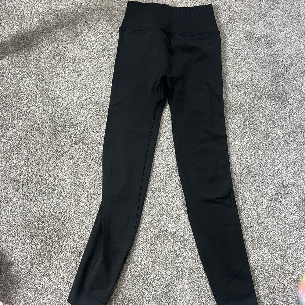 Lululemon Ebb to Street Tight